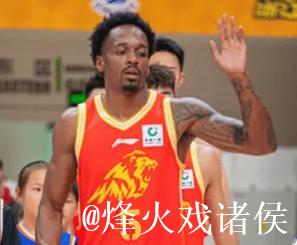 小巴里-布朗全场出战24分钟，18中5得到17分1板2助2断