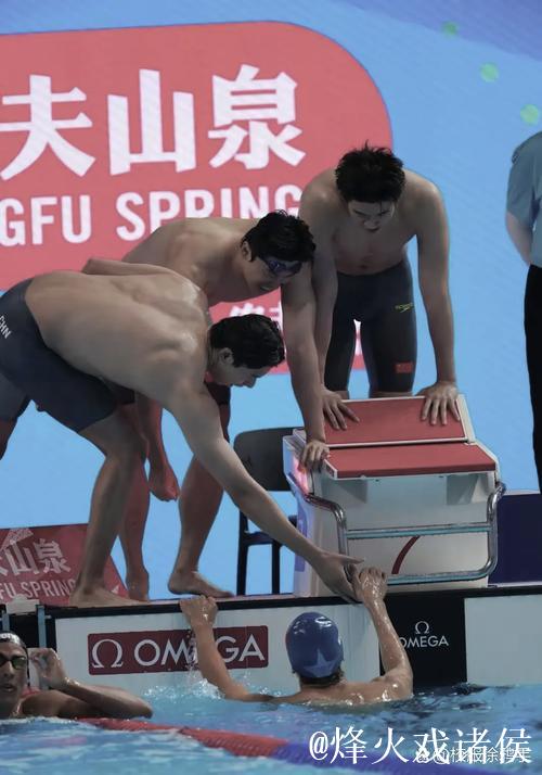 中国队摘得世锦赛男子4x200米自由泳接力银牌 中国队摘得世锦赛男子4x200米自由泳接力银牌